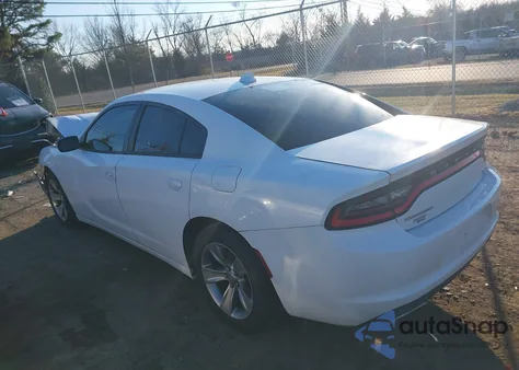 2016 Dodge Charger Sxt z USA, uszkodzony, nr VIN 2C3CDXHG6GH196063